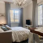 Casaviva- Ampio Appartamento Nei Vicoli Di Genova